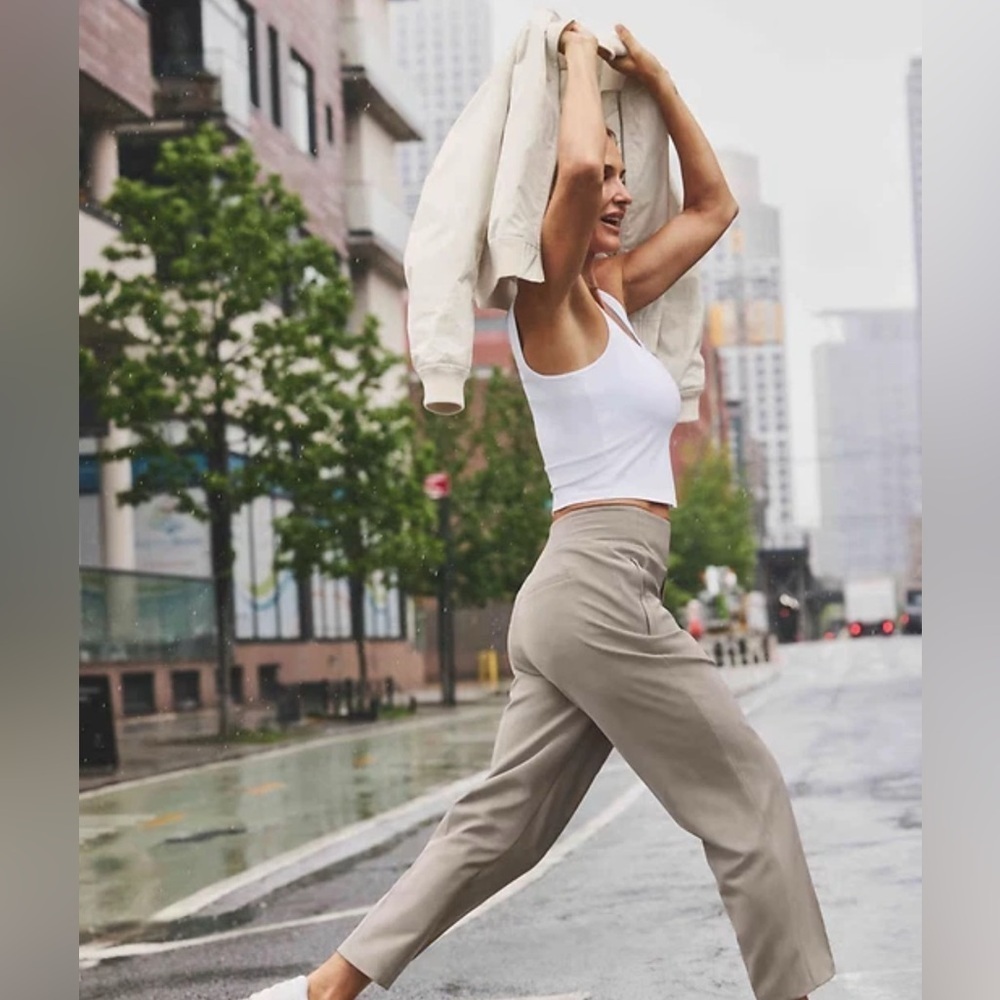NWT Athleta Endless Mortar Mushroom Pants size 8/T